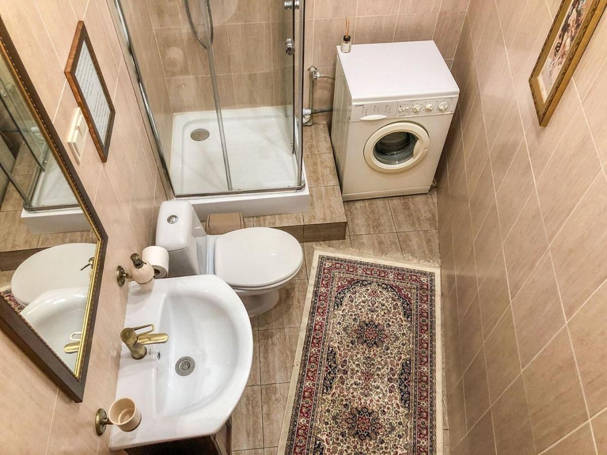 Mini-Hotel In The Very Heart Of Odessa Экстерьер фото