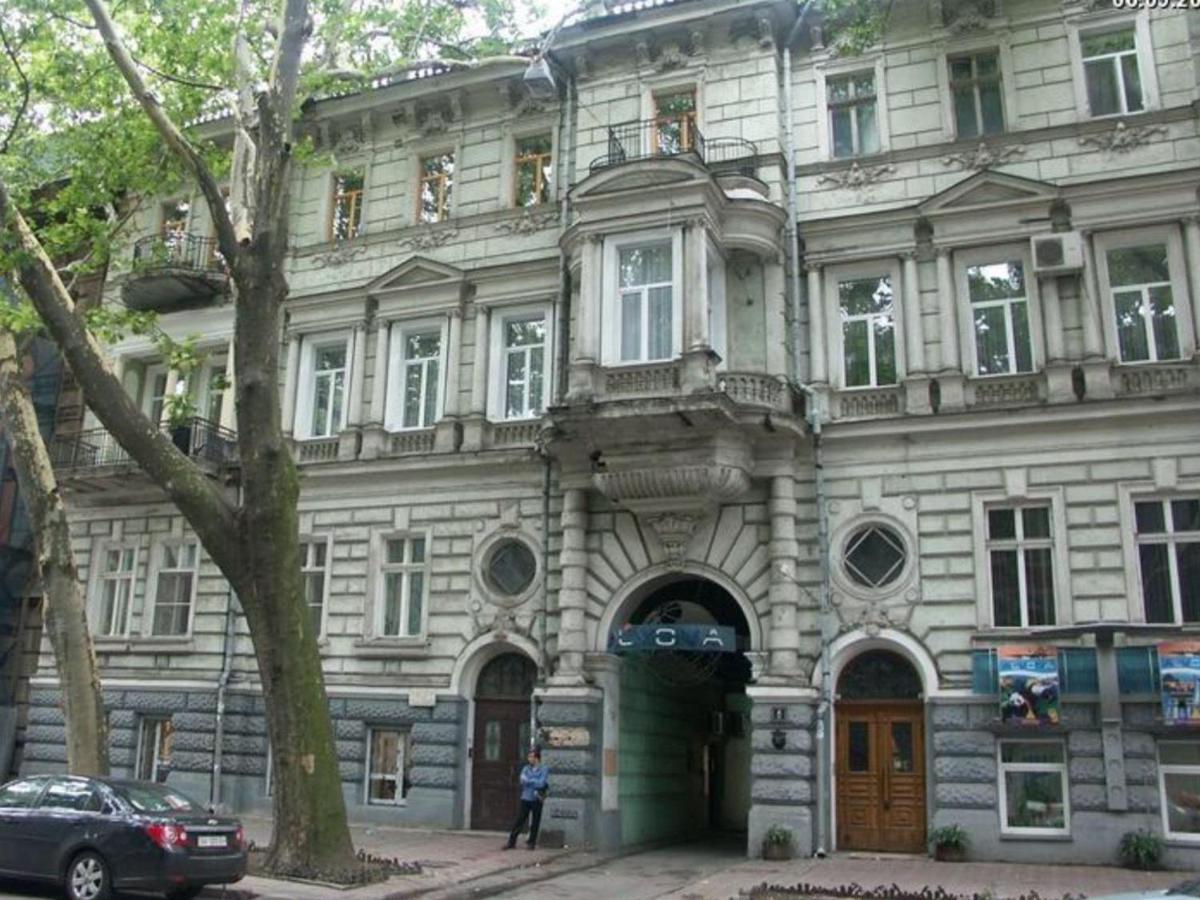 Mini-Hotel In The Very Heart Of Odessa Экстерьер фото