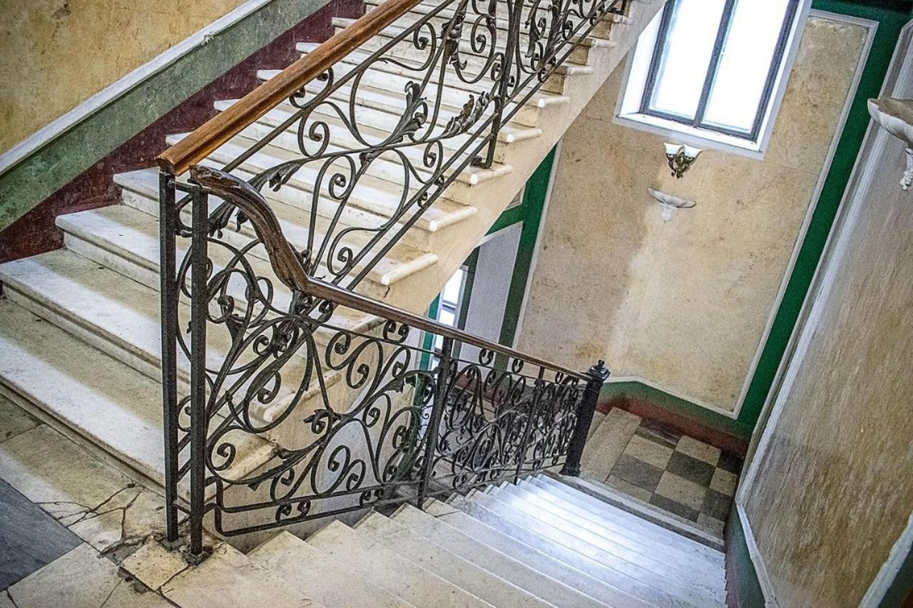 Mini-Hotel In The Very Heart Of Odessa Экстерьер фото